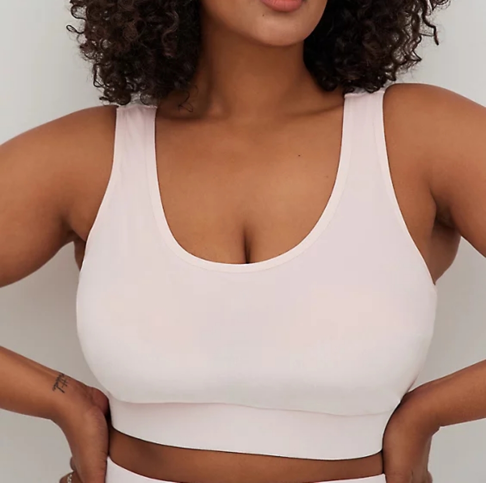 Torrid Sz 5 NWT LIGHTLY PADDED VELOUR  PINK BRALETTE
